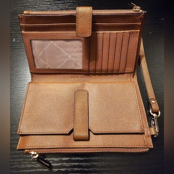 Michael‎ Kors Jet Set Travel Large Double Zip Phone Wallet Brown Luggage - Picture 5 of 7